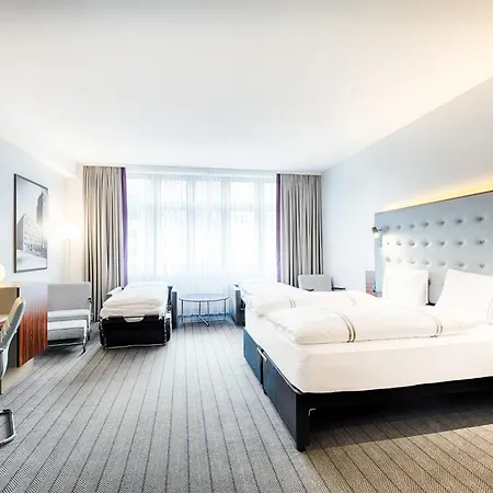 Premier Inn Koln City Mediapark Exterior photo