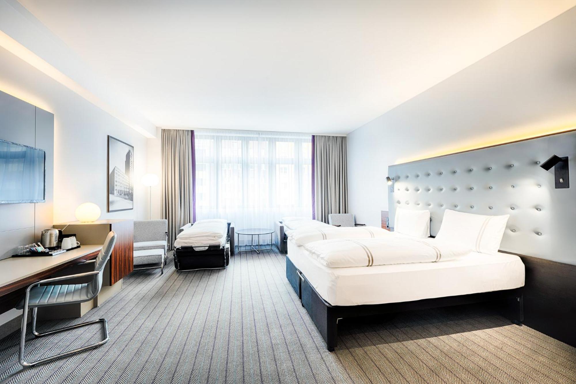 Hotel Azimut Colonia